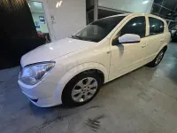 Usado Opel Astra Cosmo 100 CV (73 kW) 2008 Blanco Berlina