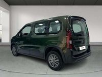 Usado Peugeot Rifter Allure 101 CV (74 kW) 2025 Verde Monovolumen