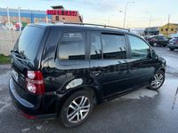 Usado VW Touran Advance 105 CV (77 kW) 2010 Negro Monovolumen