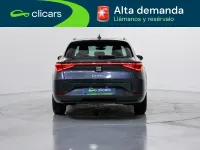 Usado Seat Leon Style 110 CV (80 kW) 2023 Gris Familiar