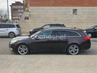 Usado Opel Insignia Sport 160 CV (117 kW) 2011 Marrón Familiar