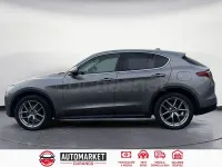 Usado Alfa Romeo Stelvio 280 CV (205 kW) 2017 Gris / plata SUV