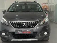 Usado Peugeot 2008 Crossway 120 CV (88 kW) 2017 Gris / plata SUV