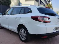 Usado Renault Mégane GrandTour Bose Edition 110 CV (80 kW) 2014 Blanco Familiar