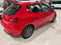 Usado Seat Ibiza I-Tech 70 CV (51 kW) 2015 Rojo Berlina