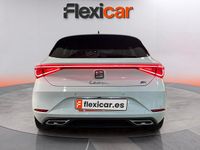 Używany Seat Leon FR 110 KM (80 kW) 2024 Biały Hatchback