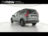 Usado Dacia Jogger Expression 100 CV (73 kW) 2025 Verde Monovolumen