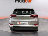 Usado Hyundai Tucson 115 CV (84 kW) 2017 Gris SUV