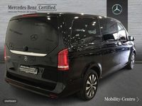 Usado Mercedes V250 2023 Negro Monovolumen
