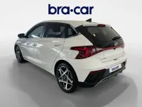 Usado Hyundai i20 100 CV (73 kW) 2025 Blanco Utilitario