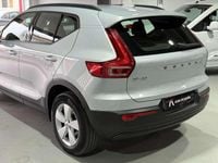 Usado Volvo XC40 Momentum 129 CV (94 kW) 2021 Gris SUV