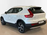 Nuevo Volvo XC40 Core 163 CV (119 kW) 2026 Blanco SUV