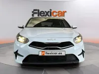 Usado Kia Ceed 136 CV (100 kW) 2023 Blanco Utilitario