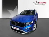 Usado VW T-Roc Life 150 CV (110 kW) 2024 Azul SUV