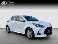 Usado Toyota Yaris Hybrid Active 116 CV (85 kW) 2021 Blanco Berlina