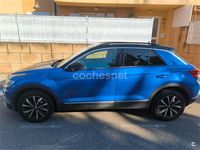 Usado VW T-Roc Advance 115 CV (84 kW) 2019 Azul SUV