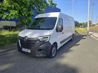 Usado Renault Master 135 CV (99 kW) 2023 Blanco Monovolumen
