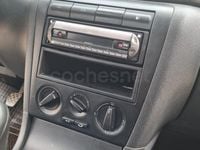 Usado Skoda Octavia Ambiente 102 CV (75 kW) 2002 Gris / plata Berlina