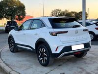 Używany Opel Mokka Business Elegance 110 KM (80 kW) 2022 Biały SUV