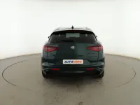 Usado Alfa Romeo Stelvio Veloce 210 CV (154 kW) 2021 Verde SUV