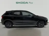 Usado Skoda Fabia Selection 95 CV (69 kW) 2025 Negro Utilitario