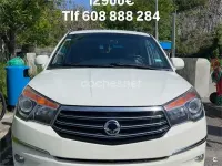 Usado SsangYong Rodius 155 CV (114 kW) 2013 Blanco Monovolumen