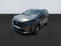 Usado Peugeot 5008 Allure 131 CV (96 kW) 2022 Gris / plata SUV