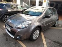 Usado Renault Clio II 75 CV (55 kW) 2010 Gris / plata Berlina