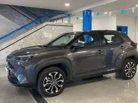 Usado Toyota Yaris Cross Business Edition 116 CV (85 kW) 2022 Gris SUV