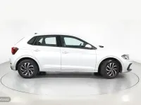 Usado VW Polo Life 95 CV (69 kW) 2024 Plateado Utilitario