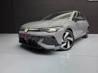 Usado VW Golf VIII GTI Clubsport 300 CV (220 kW) 2025 Gris / plata Berlina
