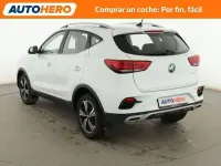 Usado MG ZS Comfort 106 CV (77 kW) 2024 Blanco SUV