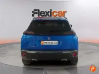 Usado Peugeot 2008 Allure 130 CV (95 kW) 2021 Azul SUV