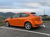 Usado Ford Focus ST 225 CV (165 kW) 2007 Naranja Berlina