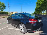Usado Citroën C5 140 CV (102 kW) 2012 Negro Berlina