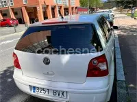 Usado VW Polo Trendline 75 HP (55 kW) 2002 Branco Sedan