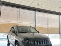 Usado Jeep Compass Limited 136 CV (100 kW) 2012 Gris SUV