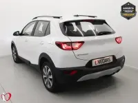 Usado Kia Stonic 84 CV (61 kW) 2022 Blanco SUV