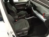 Usado Seat Arona FR 110 CV (80 kW) 2023 Blanco SUV