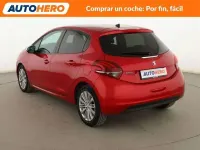 Usado Peugeot 208 Signature Sky 99 CV (72 kW) 2019 Rojo Utilitario
