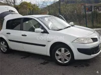 Usado Renault Mégane Authentique 85 CV (62 kW) 2008 Blanco Berlina