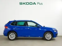 Usado Skoda Kamiq Style 110 CV (80 kW) 2023 Azul SUV