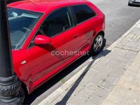 Usado Audi A3 Ambition 105 CV (77 kW) 2005 Rojo Utilitario