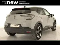 Usado Renault Captur Techno 100 CV (73 kW) 2025 Gris / plata SUV