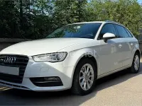 Usado Audi A3 Attraction 110 CV (80 kW) 2015 Blanco Berlina