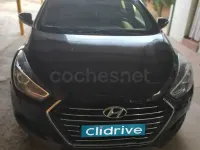 Usado Hyundai i40 Style 141 CV (103 kW) 2015 Negro Berlina