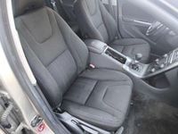 Usado Volvo V60 Kinetic 115 CV (84 kW) 2012 Gris / plata Familiar