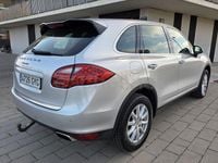 Usado Porsche Cayenne 380 CV (279 kW) 2010 Gris / plata SUV