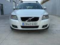 Usado Volvo V50 Momentum 150 CV (110 kW) 2010 Blanco Familiar