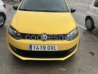 Usado VW Polo Advance 85 CV (62 kW) 2010 Amarillo Utilitario